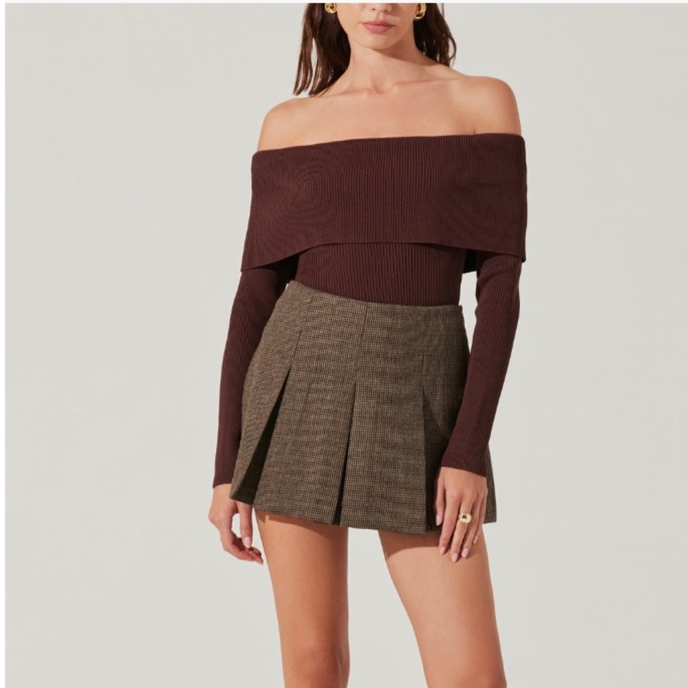 Fold Over Off The Shoulder Rib Sweater In Chocolate Brown